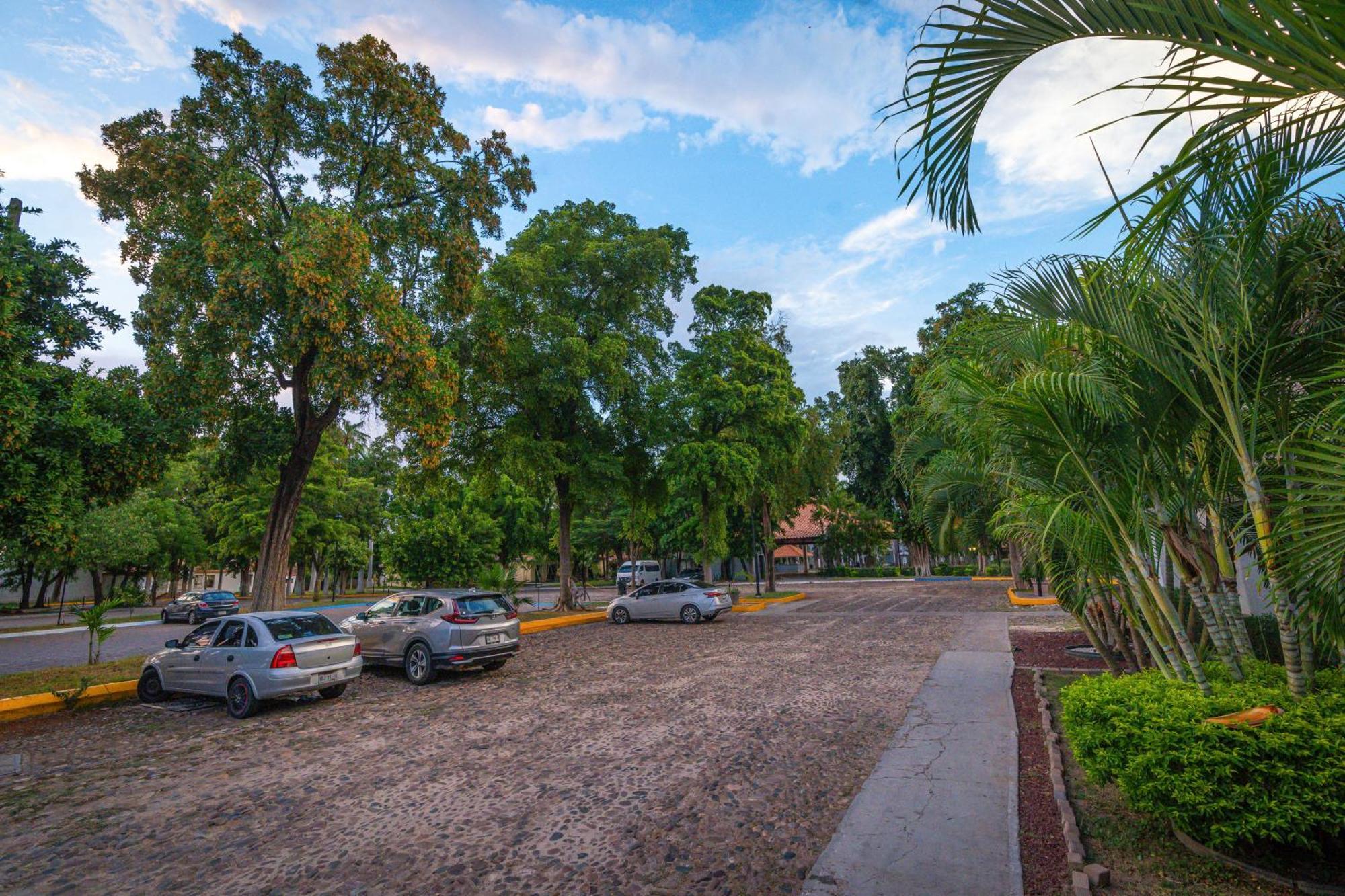 Inhouse Select Hacienda Tres Rios Hotel Culiacan Exterior photo