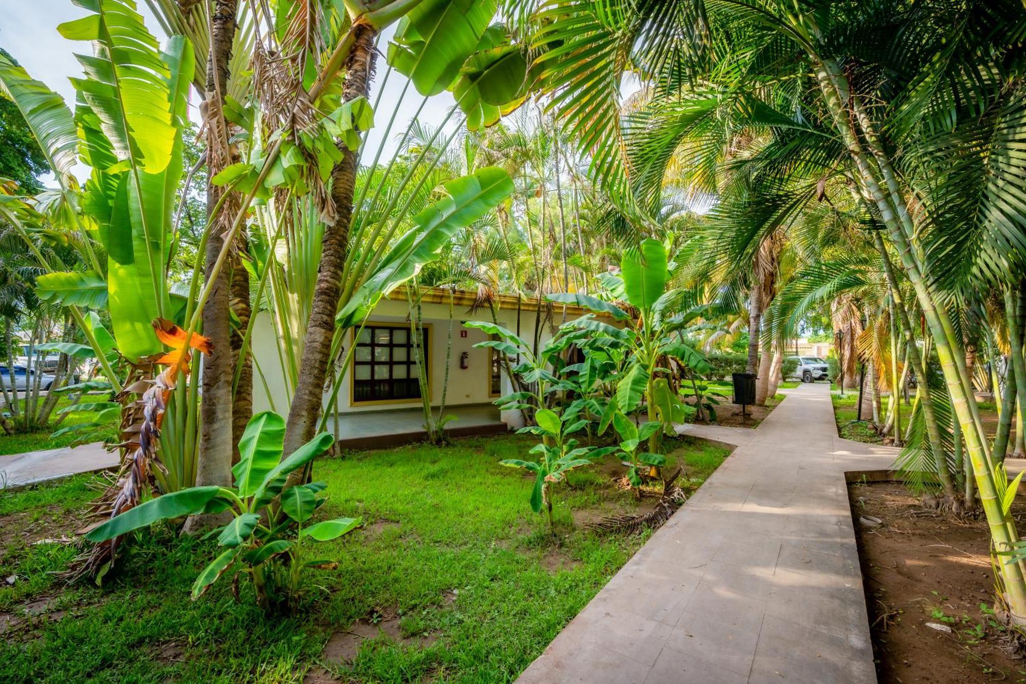 Inhouse Select Hacienda Tres Rios Hotel Culiacan Exterior photo